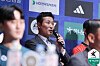 Lee Eul-yong, manager of K League 2 side Gyeongnam FC and integral left winger of the 2002 World Cup team with two assists and a world-class free kick goal, was born in the year of the rabbit. He should correct mistakes quickly and firmly. Considering his club's recent run of form, that's probably good advice. [K LEAGUE]