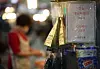 A store in a traditional market in Seoul on Monday posts a notice informing customers that it will accept payment in emergency relief grants from the government. [YONHAP]