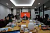 Director Stein Olav Henrichsen of the Munch museum speaks with the press at the Norwegian Embassy in Seoul on Monday. [ESTHER CHUNG]