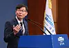 In this file photo, Kim Sang-jo, presidential chief of policy, gives a media briefing at the Blue House on June 21, 2020. [YONHAP]