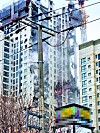 The façade of a 39-story apartment building under construction in Gwangju collapsed on January 1. [YONHAP]