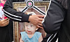 The mother of the infant holds the picture of the child that died of suffocation at a daycare center, [JOONGANG ILBO]