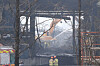 Firefighters extinguish the remaining flames on the third day of a fire that broke out at Hankook Tire's Factory 2 in Daejeon on Sunday night. Hankook Tire halted all tire production from its Daejeon plant on Monday after some 210,000 tires were lost in the blaze. The tiremaker's Daejeon plants produce 19 million tires every year, which is 20 percent of all Hankook Tire tires produced annually worldwide. With Factory 2 completely burned and Factory 1 partially damaged, a date when production can resume is unclear. Ongoing wage negotiations between the company and its labor union and the arrest of chairman Cho Hyun-bum on multiple charges may further delay the resumption, which could impact the automobile industry in the long term. Hankook Tire's stock price plunged 5.99 percent on Monday and 2.32 percent on Tuesday. [YONHAP]