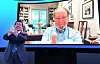 Seoul Mayor Park Won-soon and Jared Diamond, author of 'Guns, Germs and Steel' (1997), make a hand gesture expressing thanks to front-line medical workers battling the coronavirus during a teleconference broadcast live from Seoul City Hall in central Seoul, Thursday. [SEOUL METROPOLITAN GOVERNMENT]