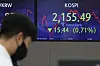 A screen in Hana Bank's trading room in central Seoul shows the Kospi closing at 2,155.49 points on Friday, down 15.44 points, or 0.71 percent, from the previous trading day. [NEWS1]