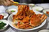 Haemuljjim, a spicy dish with braised seafood served at Dongbaek Sikdang in Mukho, Donghae in Gangwon. [CHOI SEUNG-PYO]
