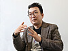 Choi Sung-jin, executive director at Korea Startup Forum, speaks at his office in Gangnam District, southern Seoul. [PARK SANG-MOON]