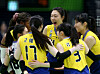 Suwon Hyundai Engineering & Construction Hillstate players celebrate during a V League game against the Hwaseong IBK Altos at Suwon Gymnasium in Suwon, Gyeonggi on Thursday. [NEWS1]