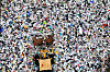 Heaps of recyclable plastics are piled up at a Resource Circulation Center in Suwon, Gyeonggi, on Wednesday. Wednesday marks Resource Circulation Day, which was first designated as a special day by the Environment Ministry in 2009. The government aims to raise awareness on recycling and the importance of environment protection and conservation. [YONHAP]