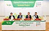 From left, Lotte E&C CEO Ha Suk-joo, S-Oil CEO Hussain A. Al-Qahtani, Hyundai E&C CEO Yoon Young-joon and Hyundai Engineering CEO Hong Hyeon-sung sign an MOU regarding the Shaheen project at the Korea Chamber of Commerce and Industry's headquarters in Seoul on Thursday. [S-OIL]