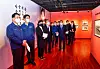 Hyundai Heavy Industries officials, including co-CEOs Han Young-seok, left, and Lee Sang-kyun, second from left, attend an exhibition of photos of late Hyundai Group founder and leading business tycoon Chung Ju-young at Hyundai Arts Center in Ulsan on Tuesday. This year marks the 20th anniversary of the late business tycoons death. [HYUNDAI HEAVY INDUSTRIES]