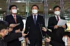 People Power Party lawmakers hold a press conference at the National Police Agency after their meeting with Police Commissioner General Kim Chang-ryong to demand an investigation into Vice Justice Minister Lee Yong-gu's assault of a taxi driver. [YONHAP]