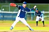 Koo Dae-sung pitches for Geelong Korea in a game against the Adelaide Giants at Dicolor Australia Stadium in West Beach, Australia in January. [GEELONG KOREA]