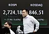 Screens in Hana Bank's trading room in central Seoul show stock markets close on Tuesday. [YONHAP]