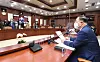 Finance Minister Hong Nam-ki announces government support for SMEs selling products on popular overseas online malls including Amazon at the economic ministers meeting held at the government complex in Seoul on Monday. [YONHAP]