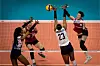 Korea's Kang So-hwi, right, attacks during a Volleyball Nations League match between Korea and the Dominican Republic on June 15 in Brasilia, Brazil. [FIVB]