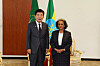 National Assembly Speaker Kim Jin-pyo, left, and Ethiopian President Sahle-Work Zewde pose for a photo as they meet for talks in Addis Ababa on Sunday. [NATIONAL ASSEMBLY]