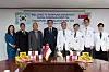 Ambassador Eric Teo visits Keimyung University Daegu Dongsan Hospital on Aug. 11 and presents 200 gift sets of Singaporean products in appreciation for the hospital’s efforts in the fight against Covid-19. [EMBASSY OF SINGAPORE]