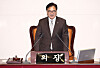 National Assembly Speaker Woo Won-shik speaks during a plenary session at the parliament in western Seoul on Monday. [NEWS1]