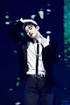 Hwang Min-hyun performs his new lead track “Hidden Side” from his solo debut EP “Truth of Lie” during Monday’s showcase at the Yes24 Live Hall in eastern Seoul’s Gwangjin District the same day. [PLEDIS ENTERTAINMENT]