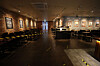 Starbucks Korea's Press Center branch in central Seoul is empty on Aug. 30 after the government said coffee chains in greater Seoul can only sell takeout and deliveries. [YONHAP]