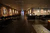 Starbucks Korea's Press Center branch in central Seoul is empty on Aug. 30 after the government said coffee chains in greater Seoul can only sell takeout and deliveries. [YONHAP]