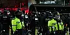 Police outside the presidential residence in central Seoul in the early hours of Wednesday morning [NEWS1]