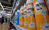 Mosquito repellent is displayed at a mart in Seoul on Wednesday. The recent unseasonable humidity has created an environment for mosquitos to breed easily [YONHAP]