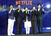 From left, actors Kim Jin-woo, Jung Woo, Yoon Jin-seo, Park Ji-yeon and Park Hee-soon pose for a photo at a local press event for upcoming Netflix original series 'A Model Family' at JW Marriott Dongdaemun Square Seoul in eastern Seoul on Tuesday. [NEWS1]