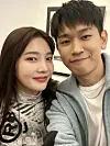 Red Velvet's Joy, left, and Crush have confirmed that they are dating. [ILGAN SPORTS]