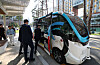 An autonomous vehicle is undergoing a test run on May 26 in front of the Suwon Convention Center in Yeongtong District, Suwon, Gyeonggi, two days ahead of the opening of the 20th Intelligent Transport Systems Asia-Pacific. [NEWS1]