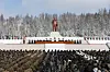 North Korean officials pay tribute Tuesday to late leader Kim Jong-il in front of his statue in Samjiyon, Ryanggang Province, in this photo released by state-run newspaper Rodong Sinmun on Wednesday. [YONHAP]