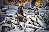 Tobaek the rescue dog and its handler Kim Cheol-hyun [JUN MIN-KYU]