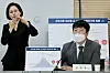 Jung Jae-hun, a professor of preventive medicine at Gachon University, speaks at a press briefing on Covid-19 at the Korea Disease Control and Prevention Agency (KDCA) on Thursday. [YONHAP