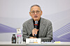 Culture Minister Yu In-chon announces a handful of new innovative regulations to be adopted by the ministry this year, on Monday in central Seoul. [YONHAP]