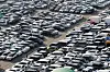Vehicles are parked at a used-car market in Seongdong District, eastern Seoul, on Jan. 11. [NEWS1]