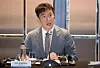 Financial Supervisory Service Gov. Lee Bok-hyun speaks to the CEOs of 11 foreign financial firms during a meeting held at Fairmont Ambassador Seoul in Yeouido, western Seoul, on Wednesday. [NEWS1]