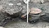 The metal movable type was found inside a pot and other relics were found around the pot. [CULTURAL HERITAGE ADMINISTRATION]