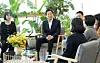 Seoul Mayor Oh Se-hoon hears from people related to the issue of subfertility, including married couples struggling with subfertility and those planning to freeze their eggs, on Wednesday. [SEOUL METROPOLITAN GOVERNMENT]