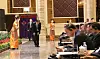 Democratic Party Rep. Do Jong-hwan takes a bow to Chinese officials and other attendees after walking off stage in making a speech at the China Xizang Tourism and Culture Expo on Saturday. Some seven DP representatives left for China as they were invited to the event by the Chinese government. [YONHAP]