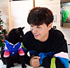 Entertainer Park Su-hong and his cat, Dahong. [INSTAGRAM CAPTURE]
