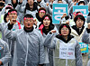 Members of the Korean Confederation of Trade Unions and Korean Health and Medical Workers’ Union demand a budget expansion for public health services in Yeouido, western Seoul, on Dec. 6. [NEWS1]