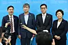South Korean opposition lawmakers of the conservative United Future Party hold a press conference Friday to criticize the government's decision to draft a bill banning the distribution of propaganda leaflets toward the North. [YONHAP]