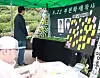 Mourners pay respects at a memorial service held in front of Bucheon City Hall in Gyeonggi Wednesday afternoon to mark the 49th day since the Bucheon hotel fire that claimed the lives of seven people. The service is a Buddhist ritual held on the 49th day after a person's death, believed to be the day their soul reincarnates. [YONHAP]