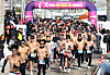 Some 600 runners brave subzero temperatures as the mercury dropped to minus 12 degrees Celsius (10 degrees Fahrenheit) Sunday morning to take part in the annual “naked marathon” at Daegwallyeong Pass in Pyeongchang, Gangwon. There were two routes, a 5-kilometer race and a 10-kilometer race. [NEWS1]