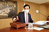 Bank of Korea Governor Lee Ju-yeol at a monetary policy committee meeting held at the bank in central Seoul on Thursday morning. [BOK]
