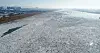 Ice floes, or sheets of ice, are formed on a section of the Han River between Goyang and Gimpo, both in Gyeonggi, Sunday, as the morning low dipped to minus 10 degrees Celsius (14 degrees Fahrenheit). [YONHAP]