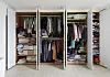 The closets of a typical home in Korea. [JOONGANG PHOTO]