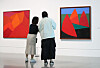 People look at paintings by modern art master Yoo Young-kuk at the exhibition “Seasons, Lee Kun-hee Collection: Modern and Contemporary Korean Art” at Gyeonggi Museum of Modern Art(GMoMA) in Ansan, Gyeonggi. [NEWS1]