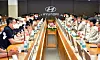 Hyundai Motor management and labor sit down to negotiate this year's wage at the carmaker's plant in Ulsan on May 10. [HYUNDAI MOTOR]